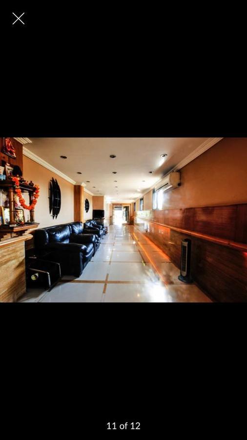 Hotel Yellow Lime Ahmedabad Exteriör bild